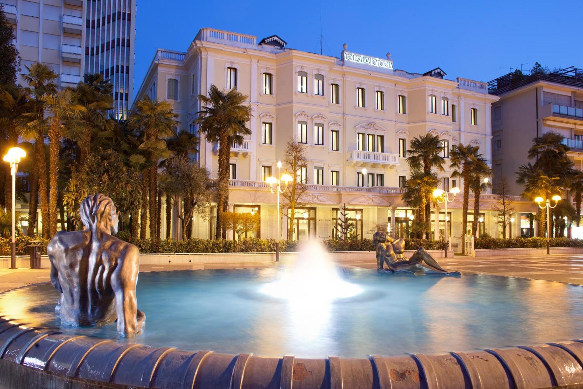 特里雅斯特和维多利亚大酒店 阿巴诺泰尔梅 外观 照片 The Westin Palace, Athens